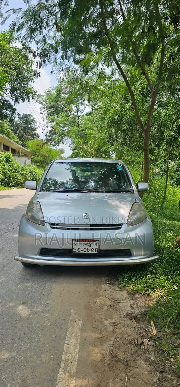 Toyota Passo 2005 Silver