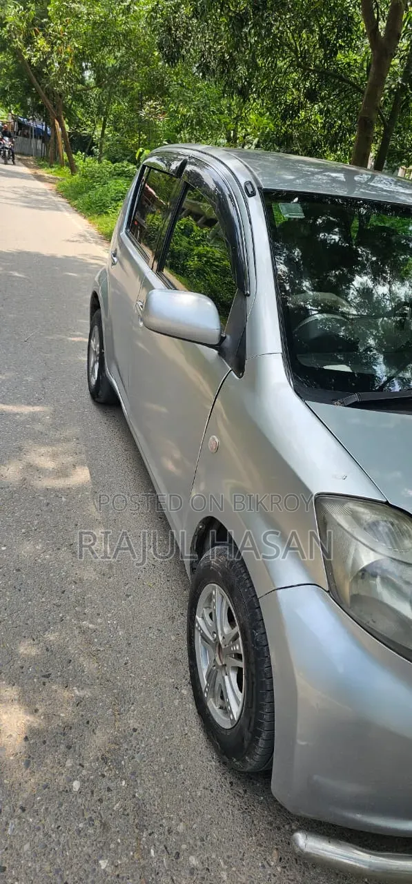 Toyota Passo 2005 Silver