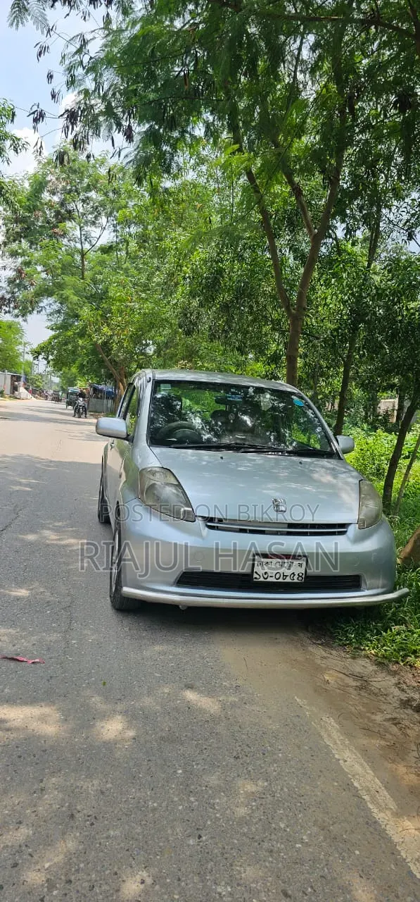 Toyota Passo 2005 Silver