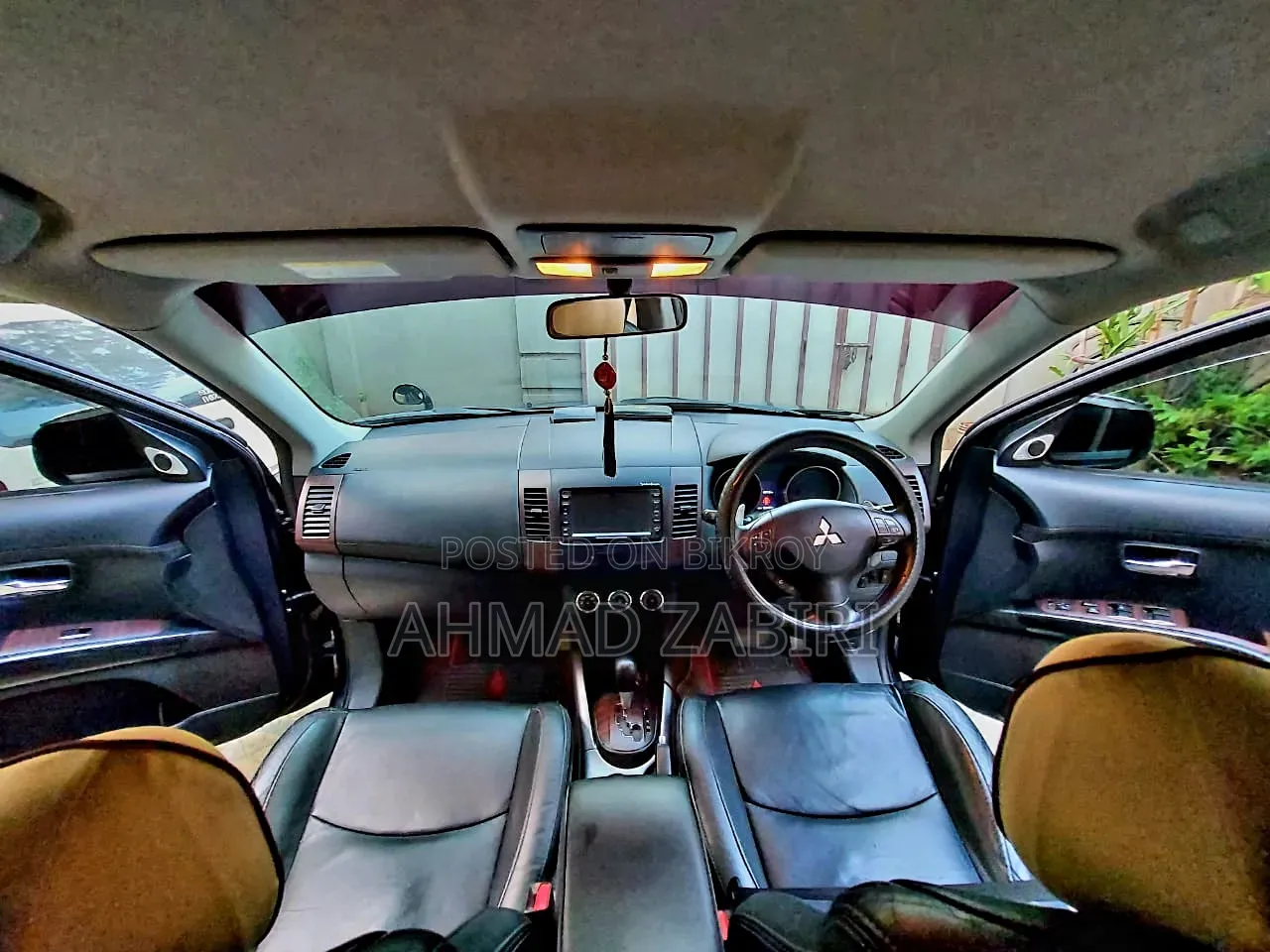 Mitsubishi Outlander 2012 Black