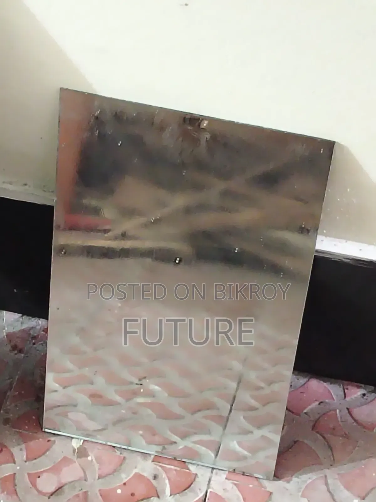 Glass mirror for home