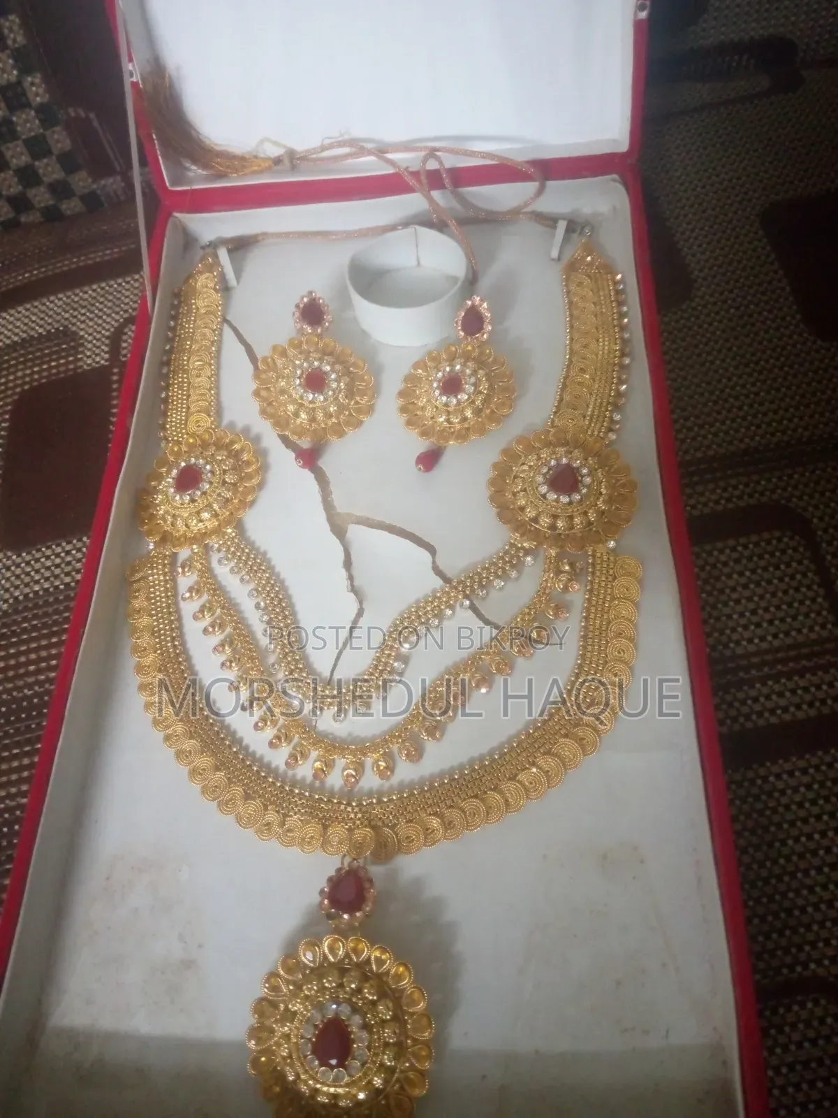 বিয়ের নেকলেস