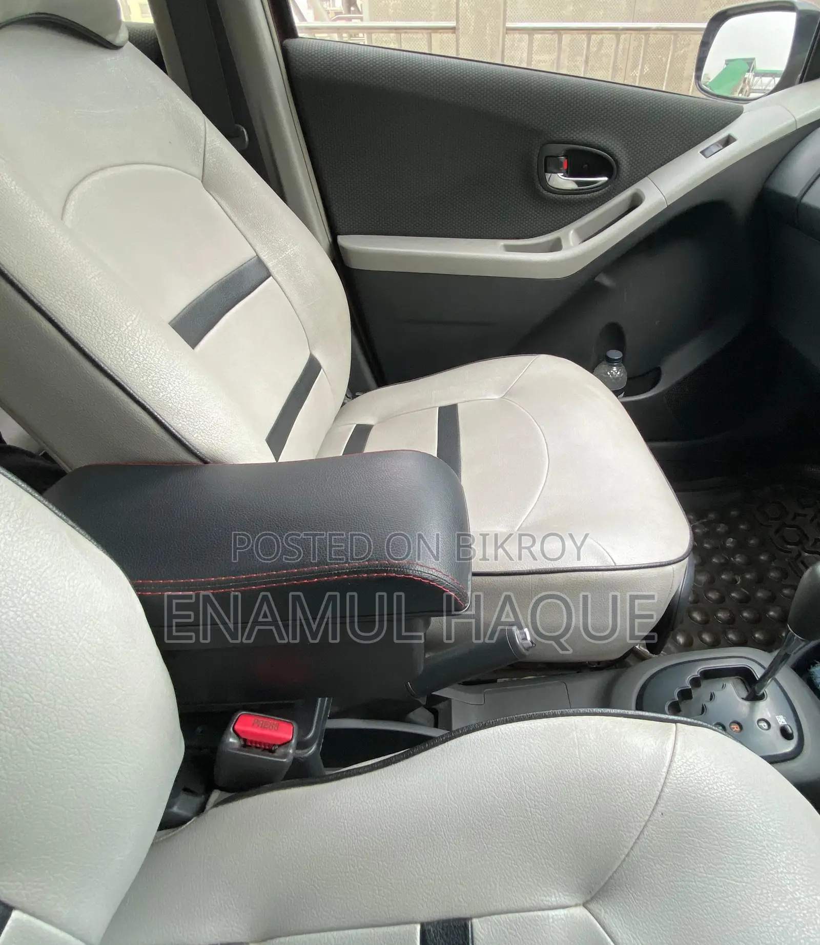Toyota Vitz 2010