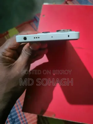 শাওমি রেডমি নোট ১৩ প্রো ৫জি ১২৮ জিবি হোয়াইট