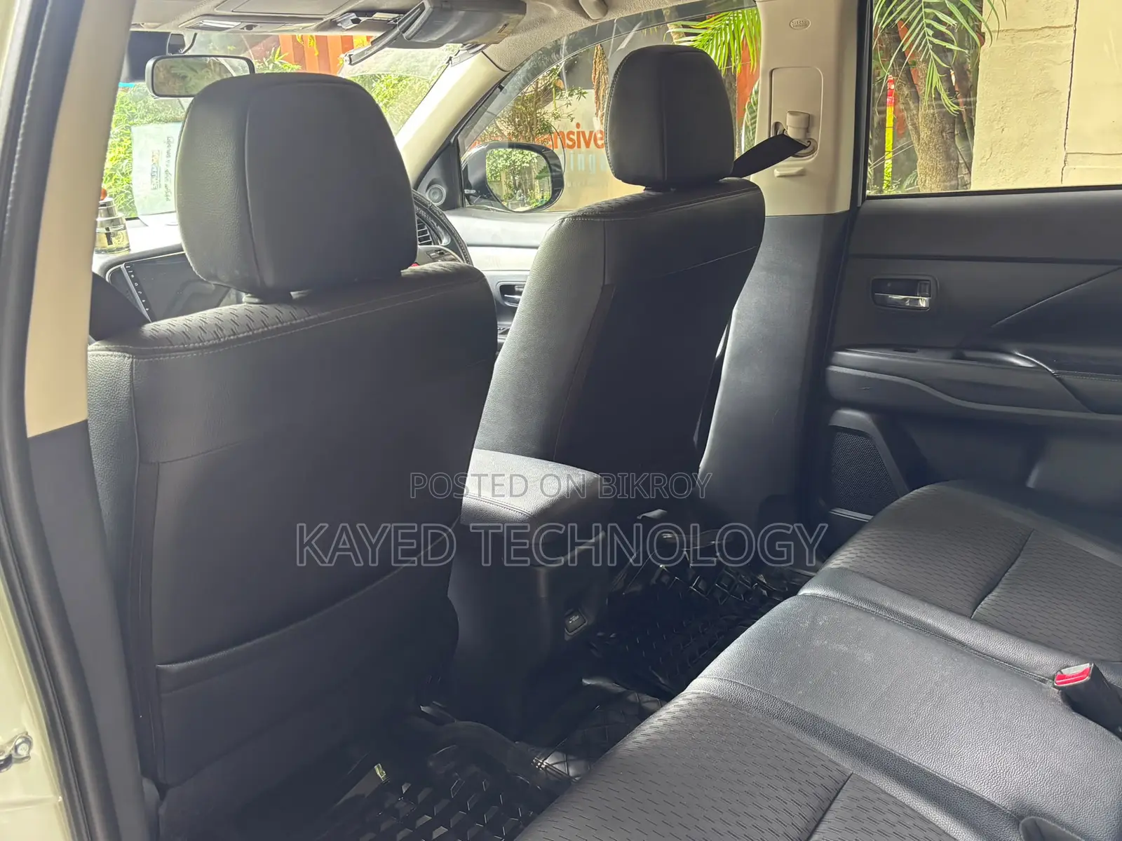 Mitsubishi Outlander 2.4 PHEV AWD 2013 Pearl