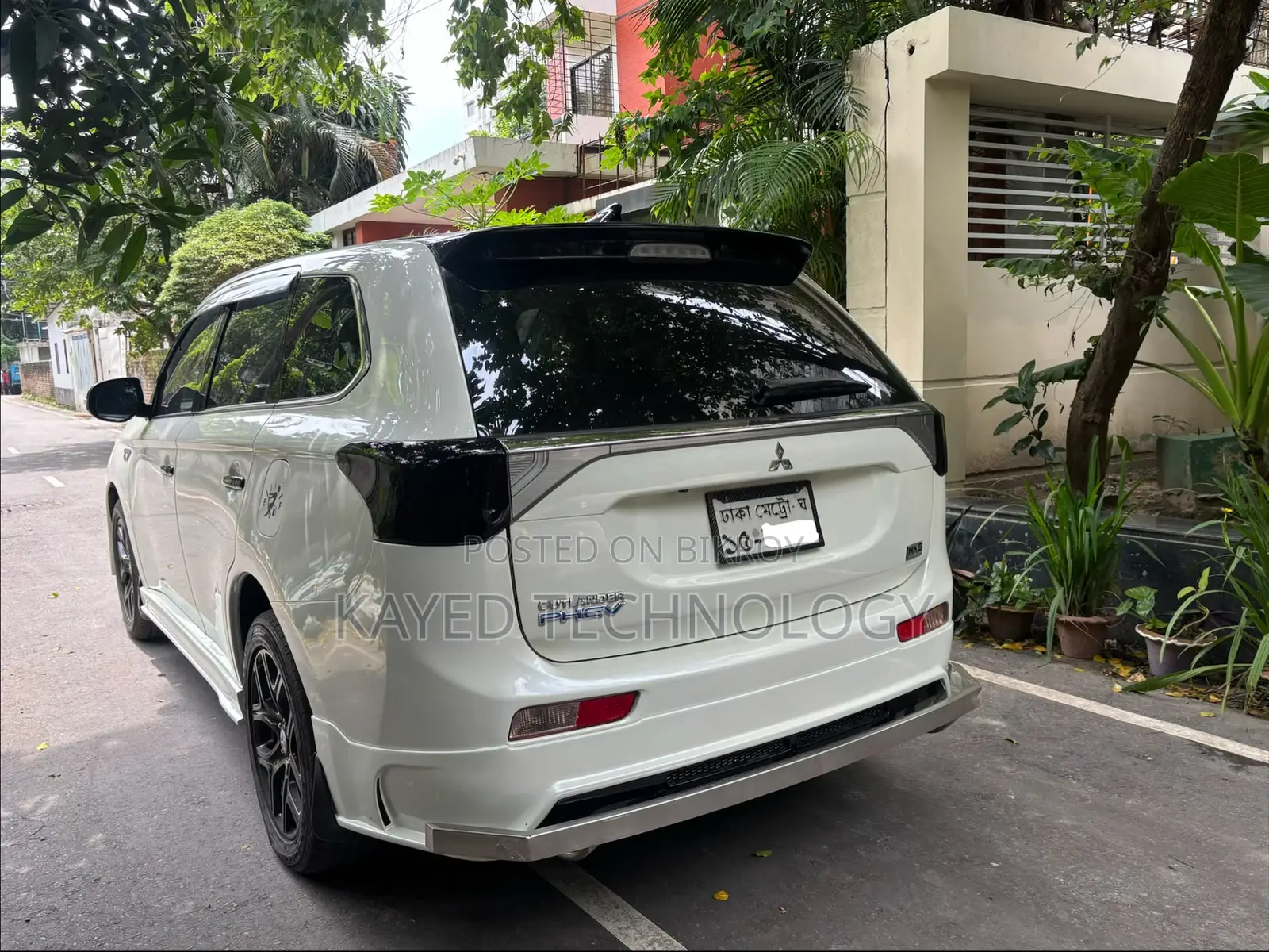 Mitsubishi Outlander 2.4 PHEV AWD 2013 Pearl