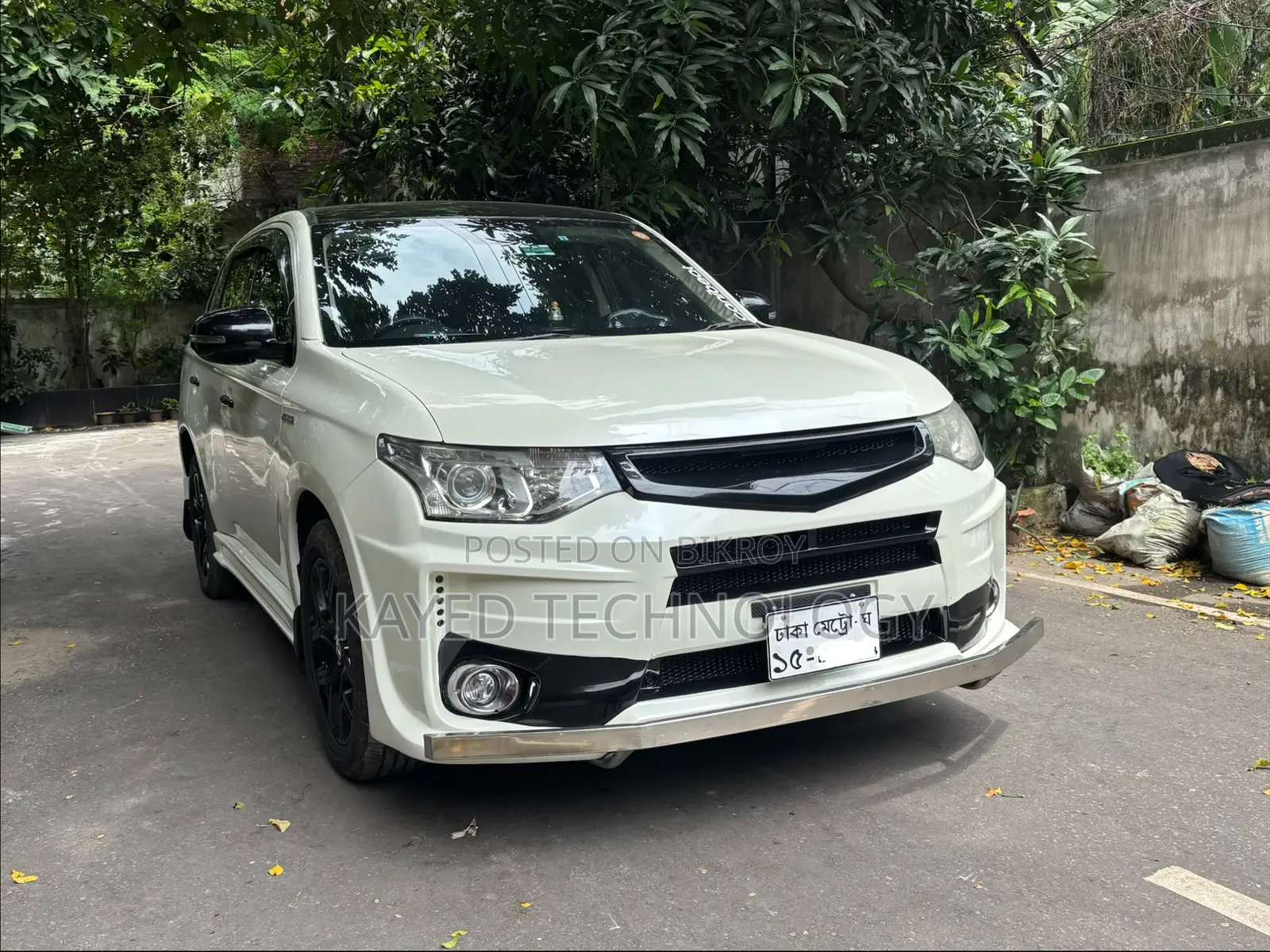 Mitsubishi Outlander 2.4 PHEV AWD 2013 Pearl