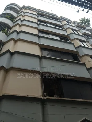 20bdrm House in Farmgate for sale