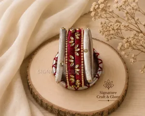 হাতের সাজে আনুন রাজকীয় আভিজাত্য!