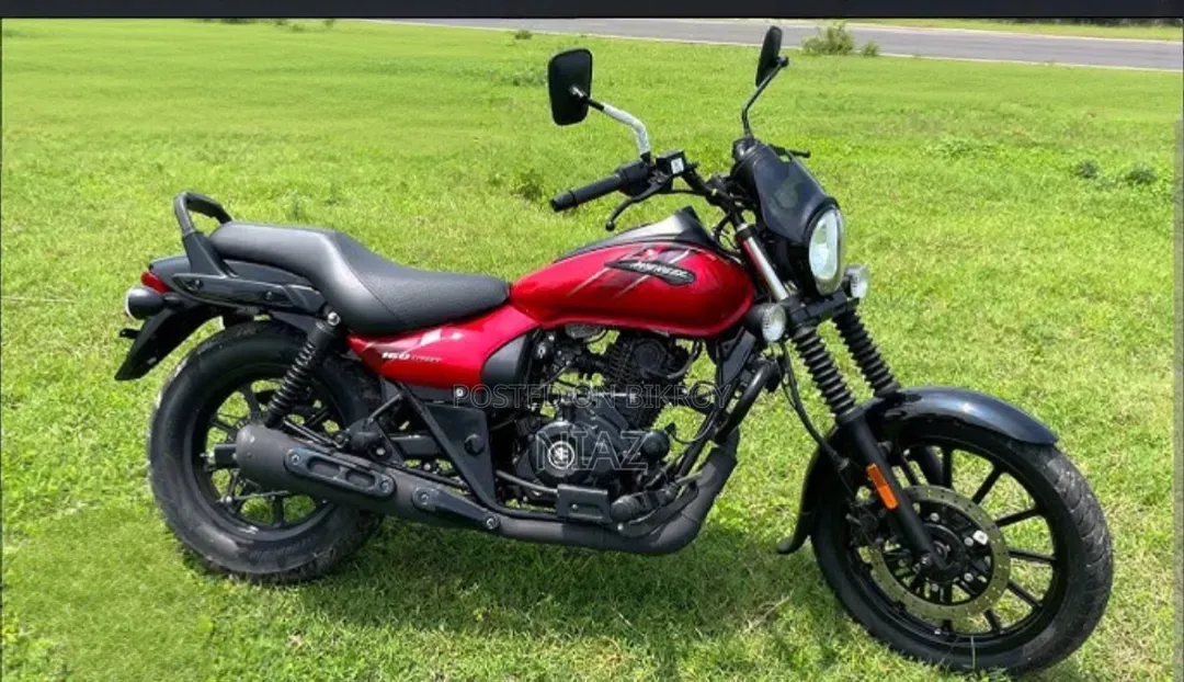 Bajaj Avenger 160 Street 2023 Red
