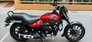Bajaj Avenger 160 Street 2023 Red