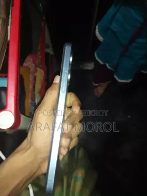 মোবাইল ফোন ২৫৬ জিবি নীল