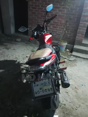 বাজাজ ডিসকভার ১২৫ ২০১৯ রেড
