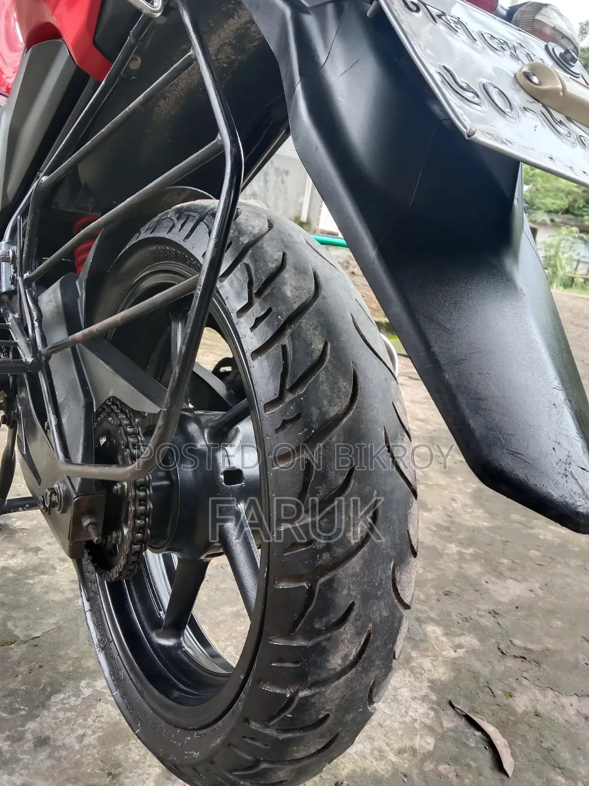 ইয়ামাহা এফজেড ২০২২ লাল