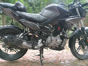 Hero Xtreme 125R 2025 Black