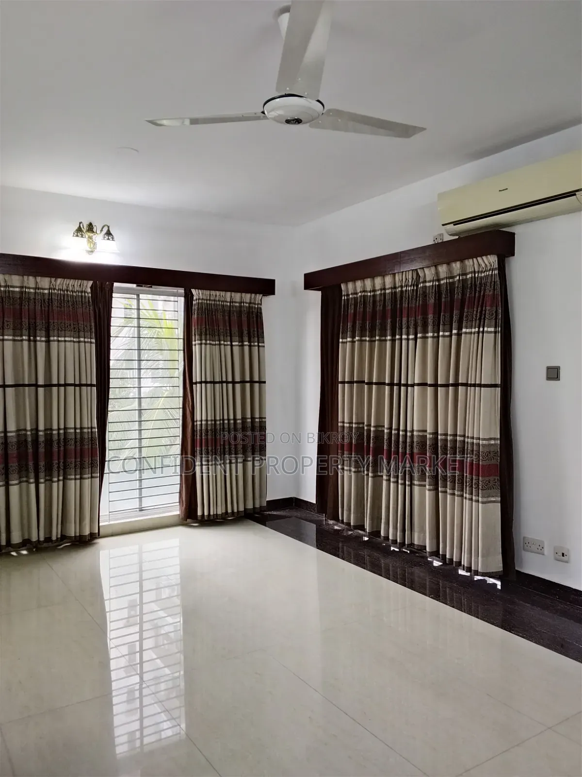 4-bedroom Apartment in Gulshan for Rent