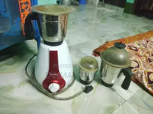 লিব্রা ব্লেন্ডার