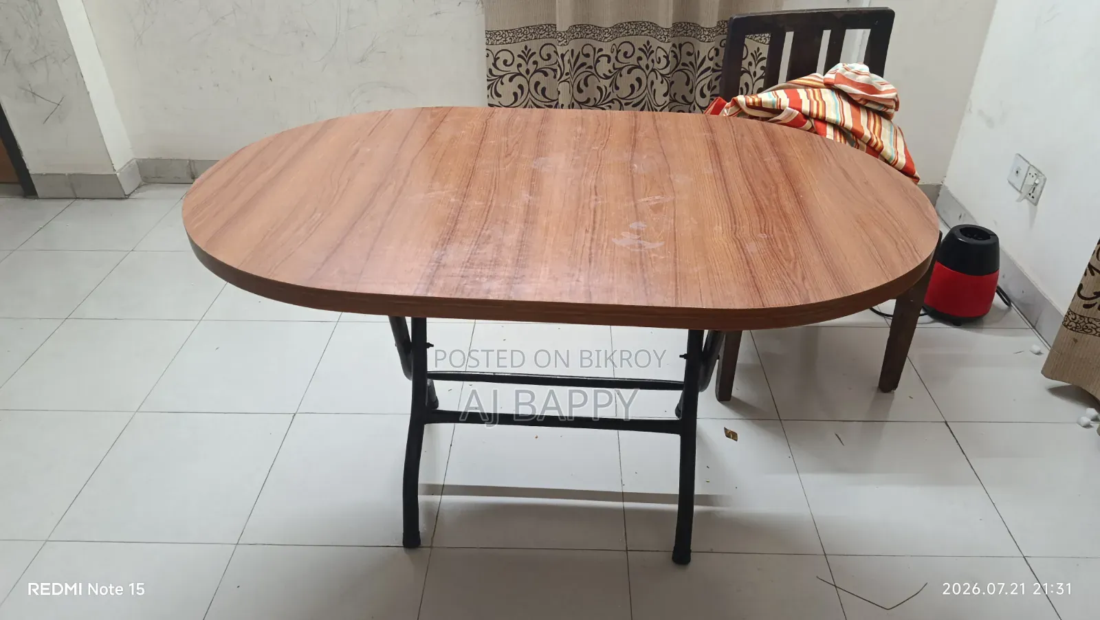 বাচ্চাদের লেখাপড়া করার জন্য টেবিল