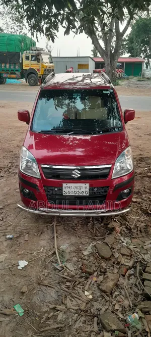 সুজুকি ওয়াগন আর ২০১৬ লাল