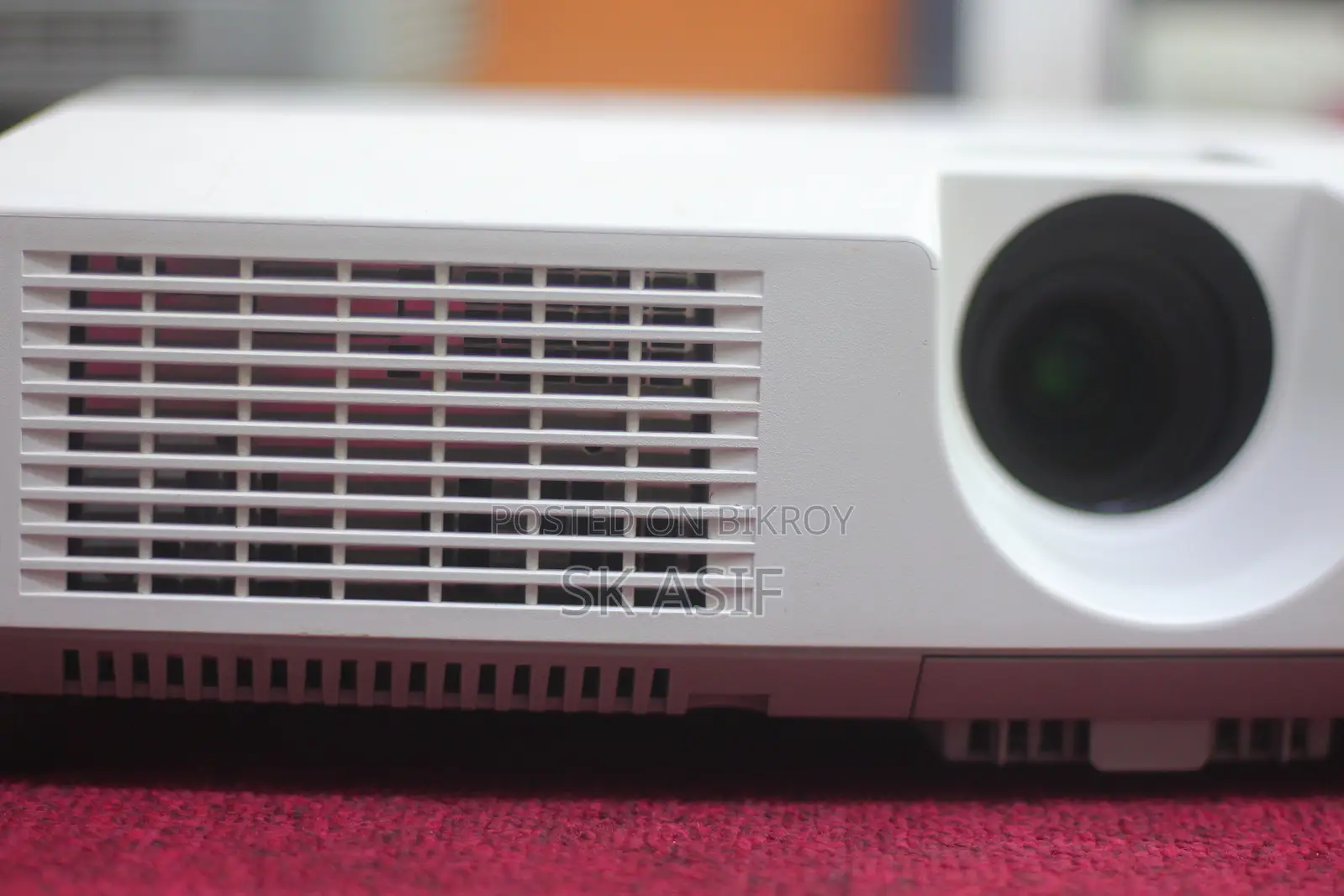 Original Hitachi Cp-X4015wn model projector will be sold.