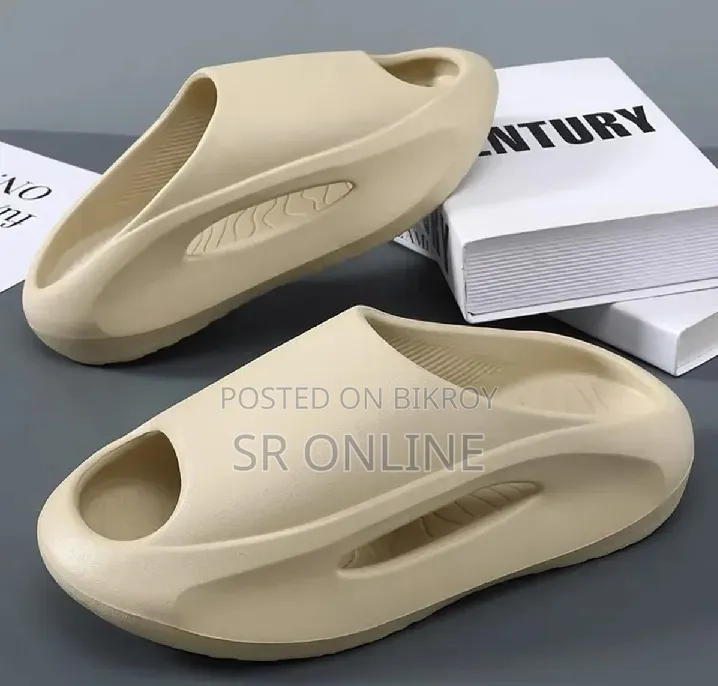 আল্ট্রা-সফট EVA ক্লাউড স্লিপারস (Slides Mules)