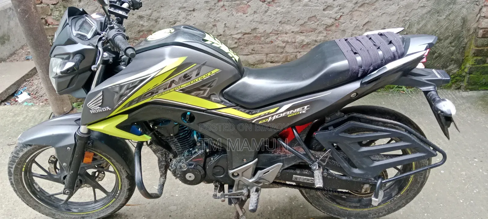 হোন্ডা হর্নেট ২০২২ ধূসর