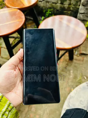টেকনো স্পার্ক ২০ প্রো প্লাস ২৫৬ জিবি হোয়াইট