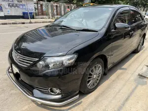 টয়োটা অ্যালিয়ন ২০১৪ কালো
