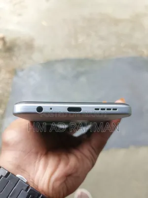 ইনফিনিক্স হট ৫০ প্রো ৪জি ১২৮ জিবি সাদা