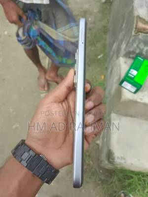 ইনফিনিক্স হট ৫০ প্রো ৪জি ১২৮ জিবি সাদা