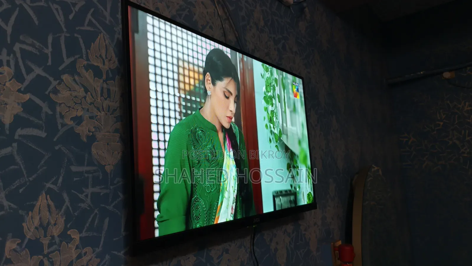 Jvco TV 32 Inch Borderless