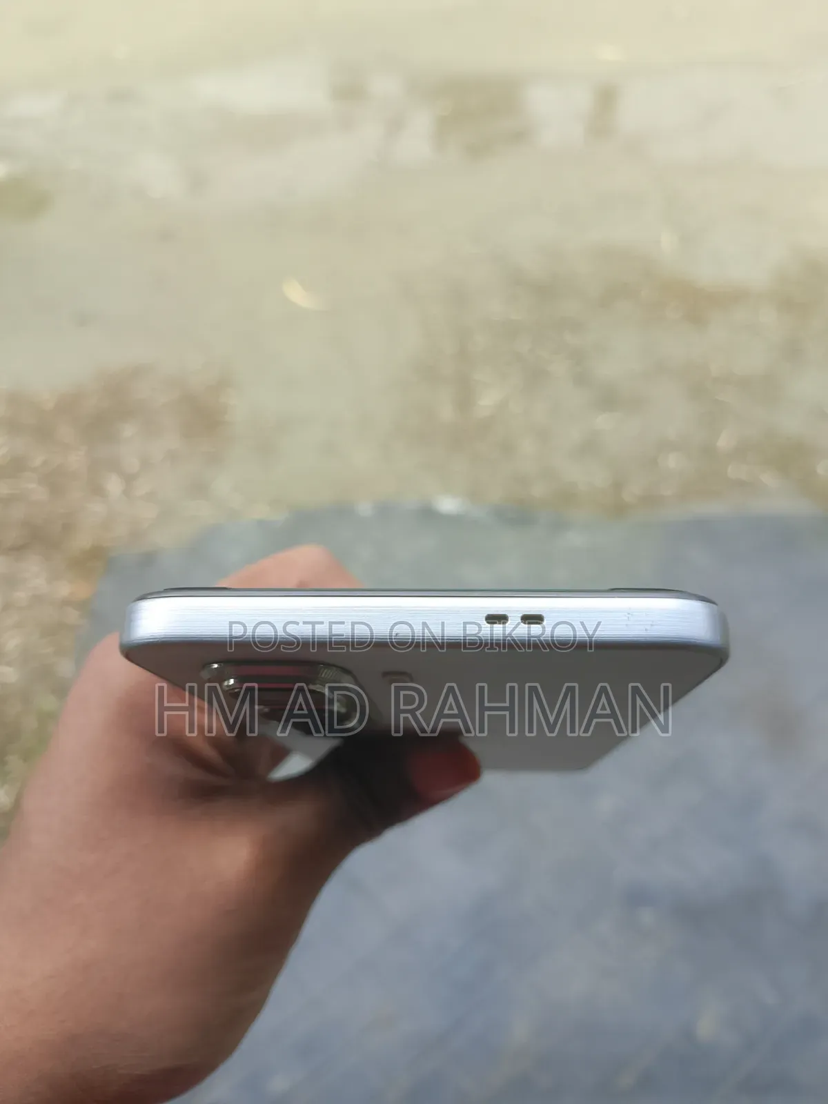 ইনফিনিক্স হট ৫০ প্রো ৪জি ১২৮ জিবি সাদা