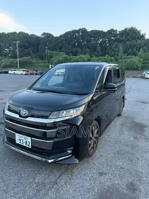 New Toyota Noah 2023 Black