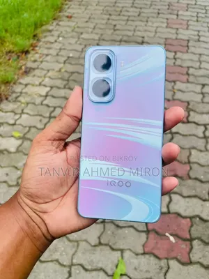 iQOO Neo11 256 GB