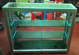 Aluminum glass showcase