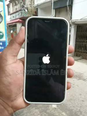 অ্যাপল আইফোন ১২ ১২৮ জিবি হোয়াইট