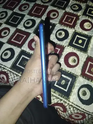 স্যামসাং গ্যালাক্সি এ১২ ৬৪ জিবি নীল