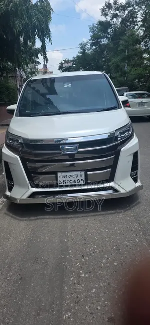Toyota Noah 2020 Pearl