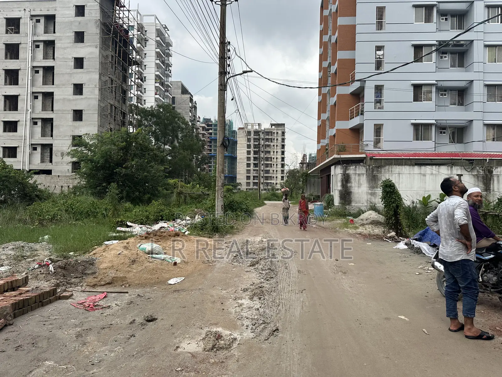 L Block, 3 Katha, South Facing, Plot for Sale, Bashundhara Residential Area