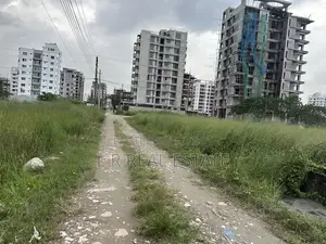 M Block, 7.5 katha, South facing, Urgent sale, Bashundhara
