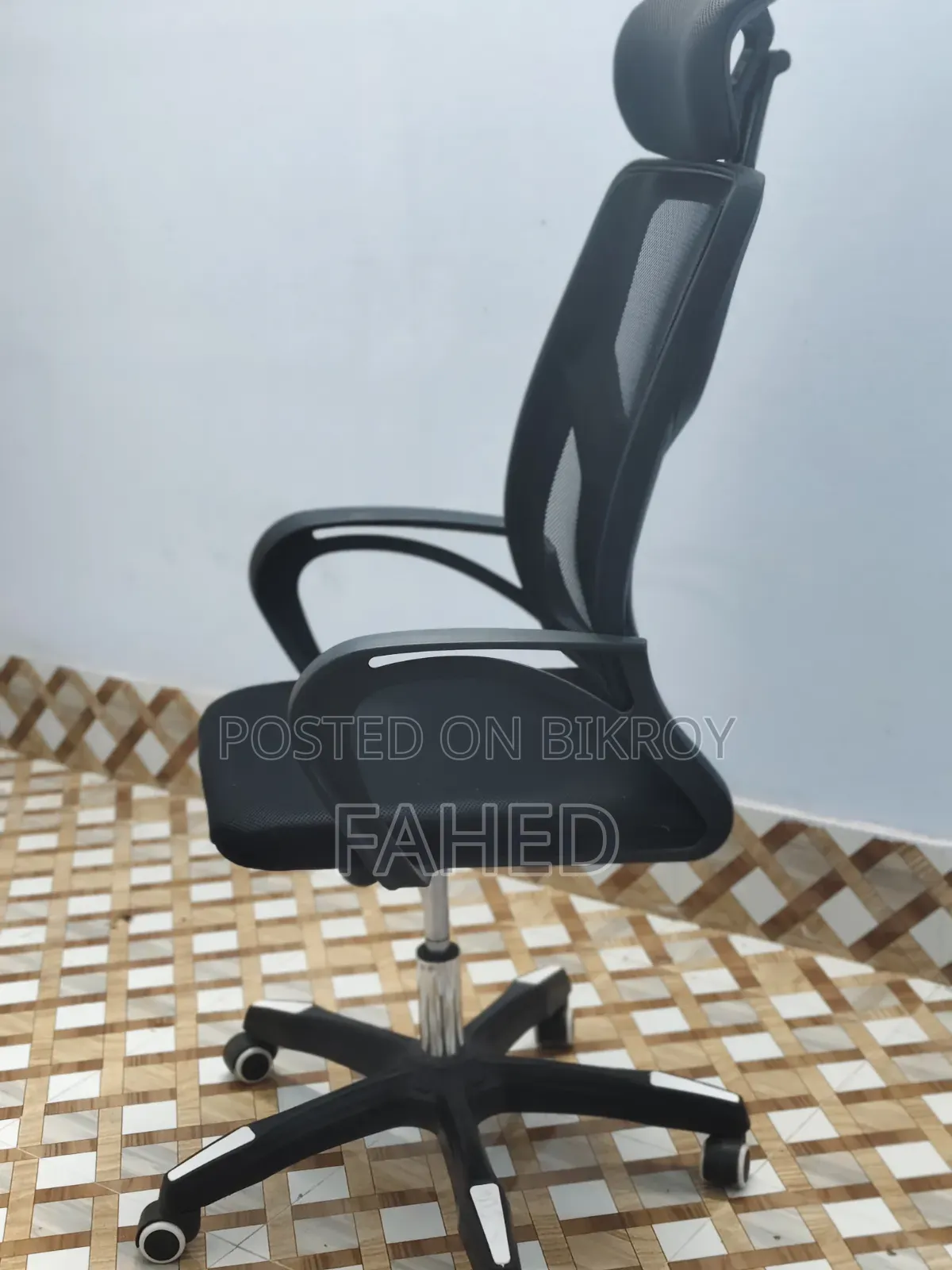China Mesh Chair With Head Rest