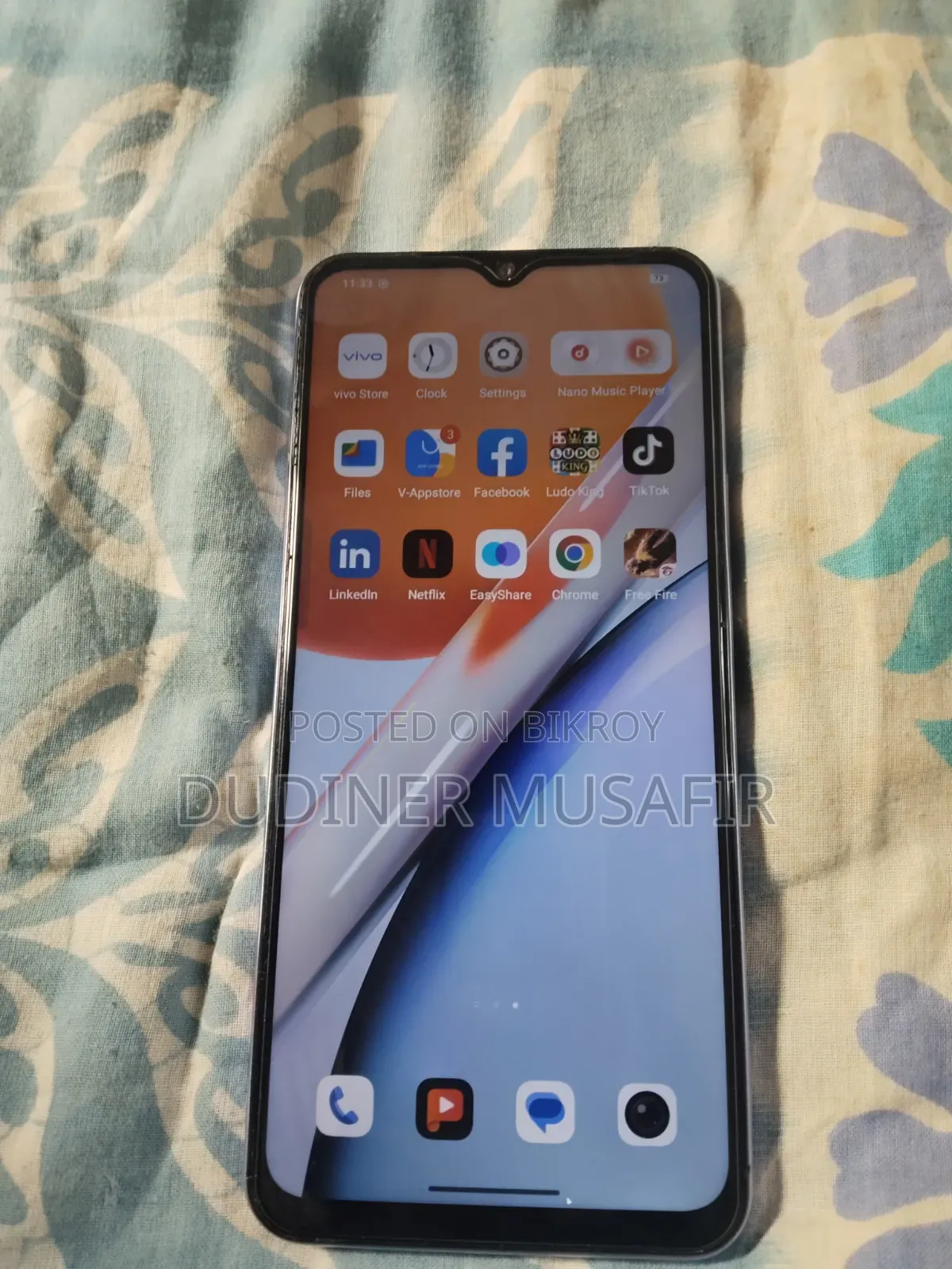 Vivo Y18 128 GB Gray