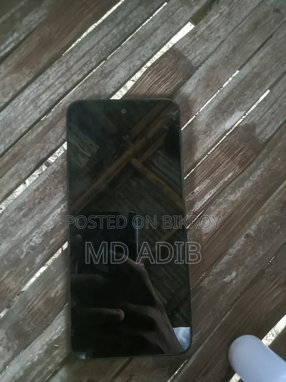 টেকনো স্পার্ক ৪০ ১২৮ জিবি ব্ল্যাক