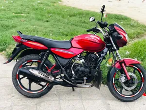 বাজাজ ডিসকভার ১৩৫ ২০১০ রেড