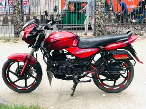 বাজাজ ডিসকভার ১৩৫ ২০১০ রেড