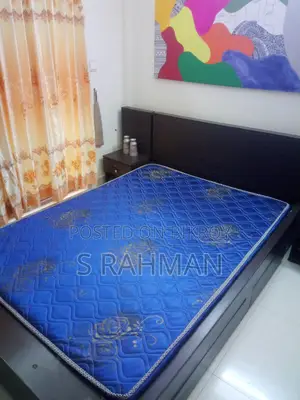 ৫ ফুট বাই ৭ ফুট খাট ২টি সাইড-টেবিল এবং ম্যাট্রেস সহ