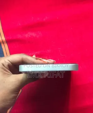 অ্যাপল আইফোন ১৩ ১২৮ জিবি হোয়াইট