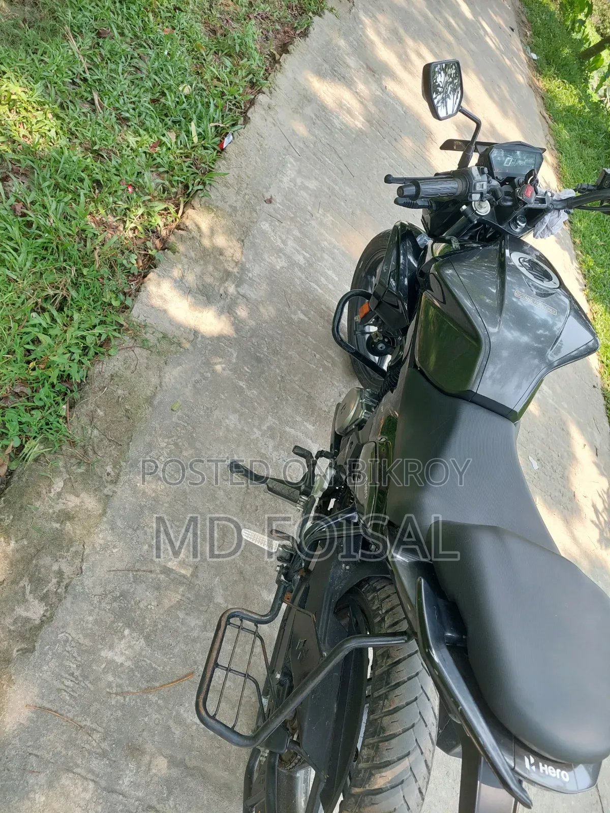 হিরো এক্সট্রিম ১২৫আর ২০২৪ কালো