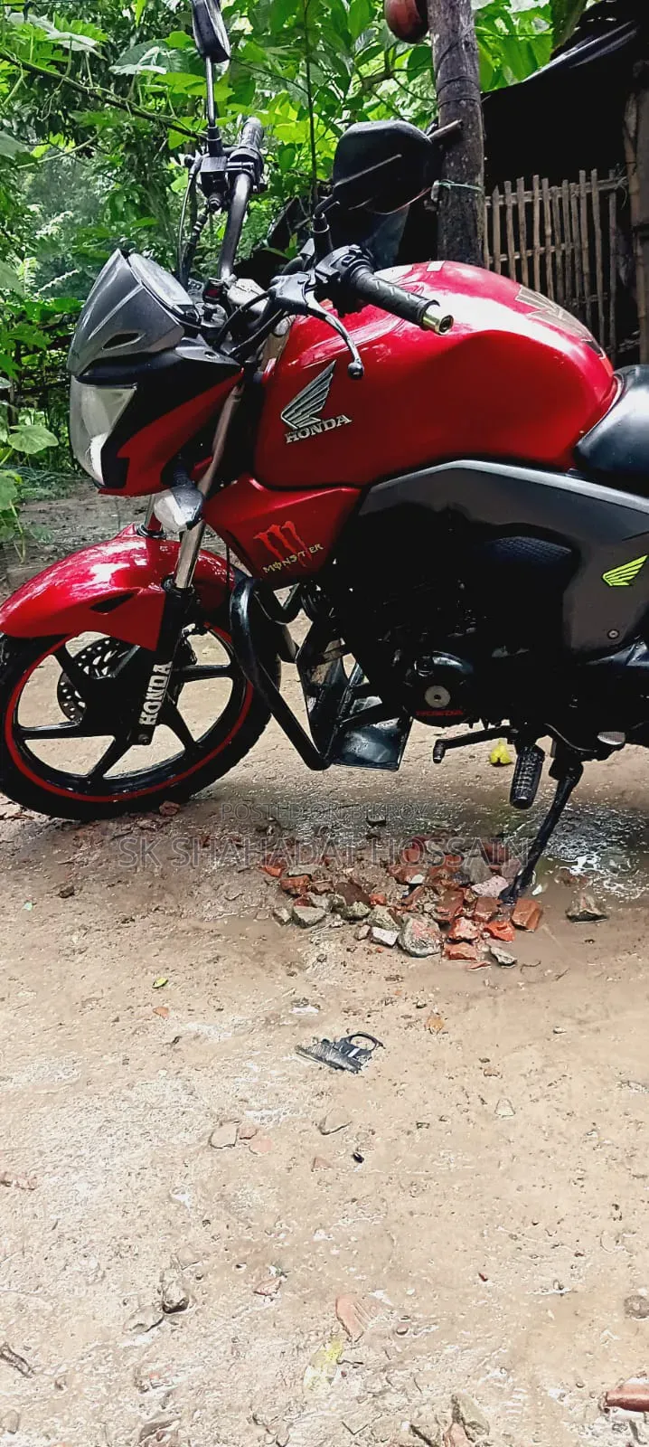 Honda 2016 Red