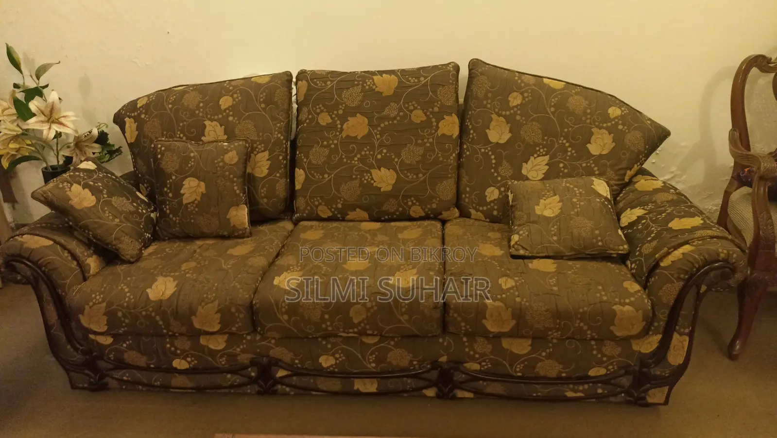 Sofa Set With Centre Table for Sale